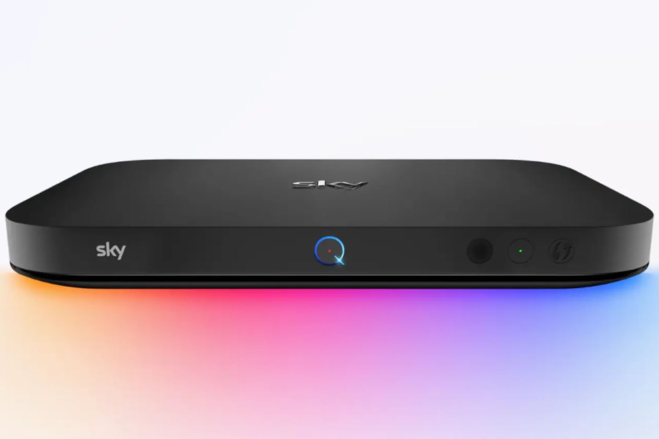 a black box with the word sky on it